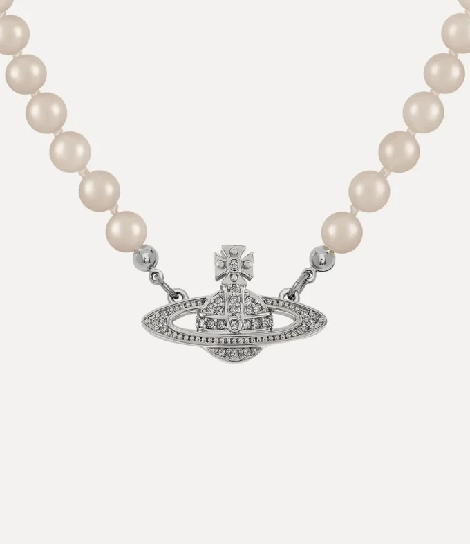 Man. Mini Bas Relief Pearl Necklace Man. Mini Bas Relief Pearl Necklace